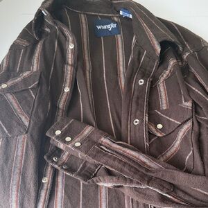 Wrangler Men's Brown Striped Casual Shirt